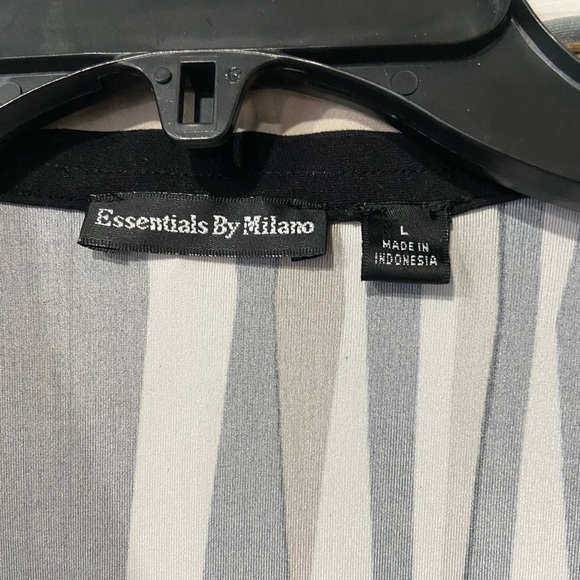 3/4 Sleeve Button Up Blouse - Picture 3 of 5